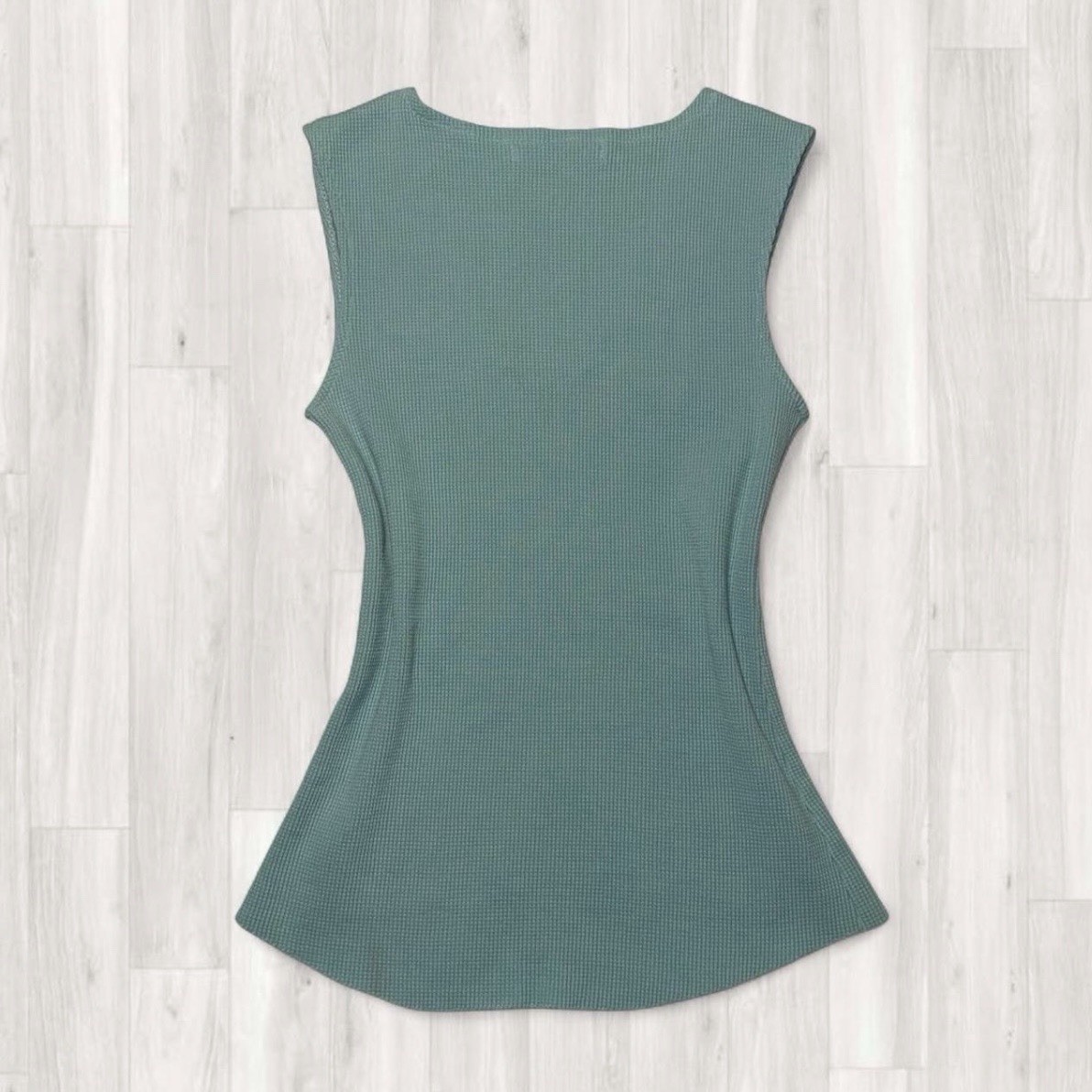 Fitigues Green Beaded V-Neck Waffle Knit Cotton Sleeveless Tank Top Women’s S