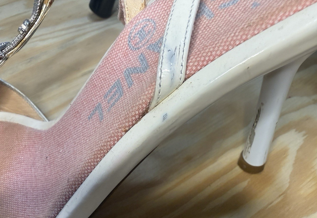 Rare Authentic Vintage Chanel Pink Ivory CC Crystal Star T-Strap Heels 37.5