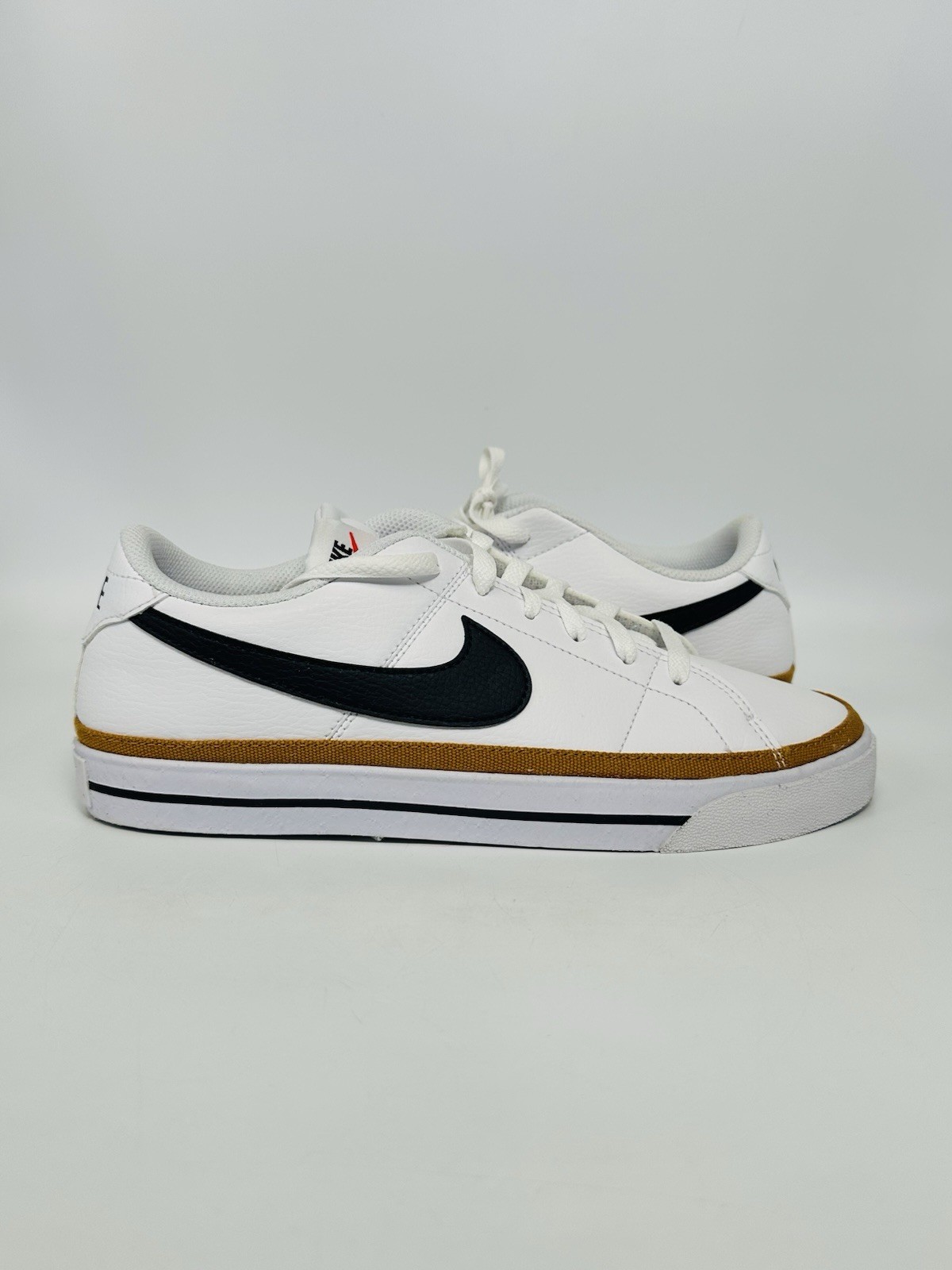 Nike Court Legacy NN Sneakers White/Team Sz 9.5 WOMENS 8 MENS SEE PHOTOS NO BOX