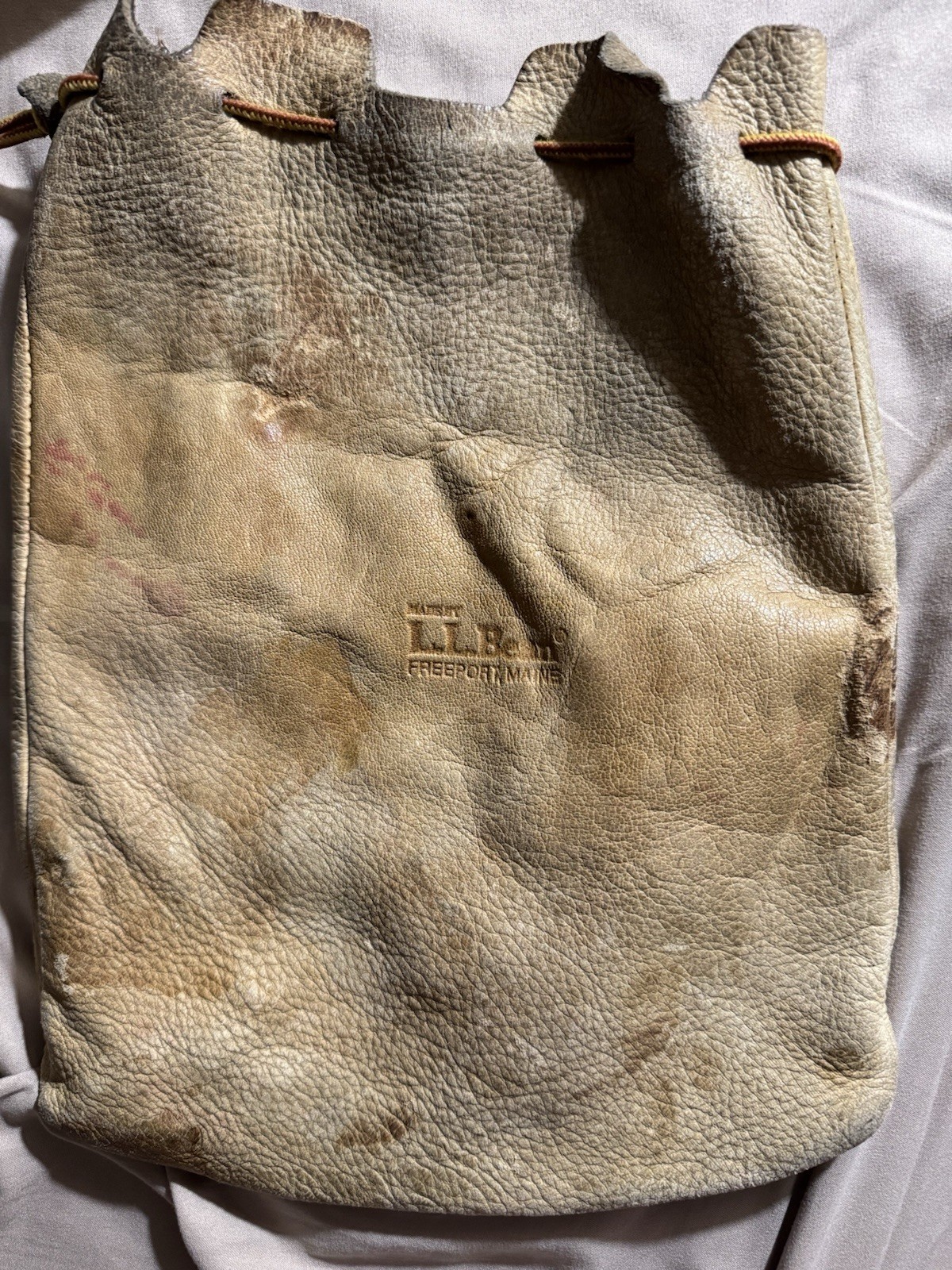 L.L.Bean Womens Beige Bucket Drawstring Shoulder Bag Brown Leather Strap
