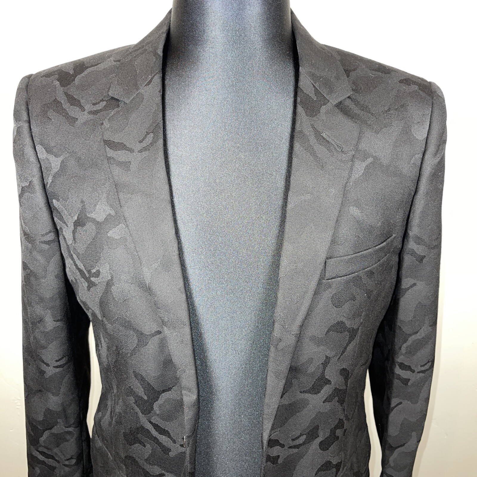 Saint St Laurent Paris Black Camo print dinner jacket size 50