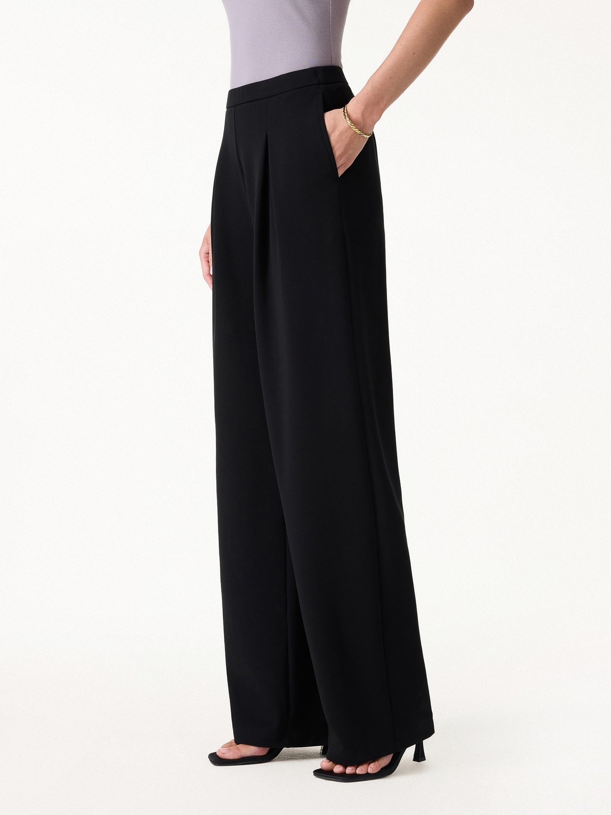 OGL Wrinkle Resistant Wide Leg Pleated Pants with Pockets