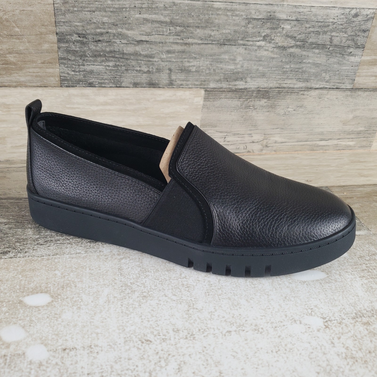 Vionic Cambria Womens Loafer Sz 8.5 Black Leather Elastic Gore Slip On Round Toe