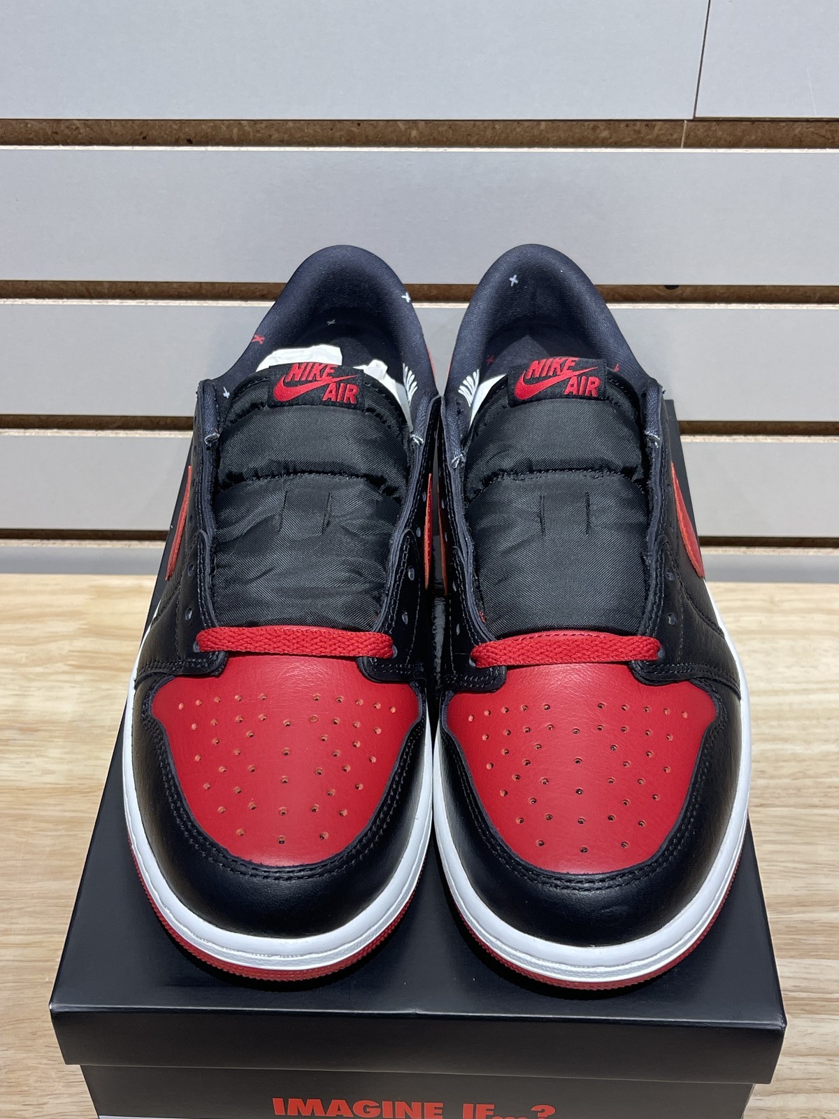 Size 10.5M/12W – Jordan 1 Retro Low OG Banned Sz 10.5M IW6276-001