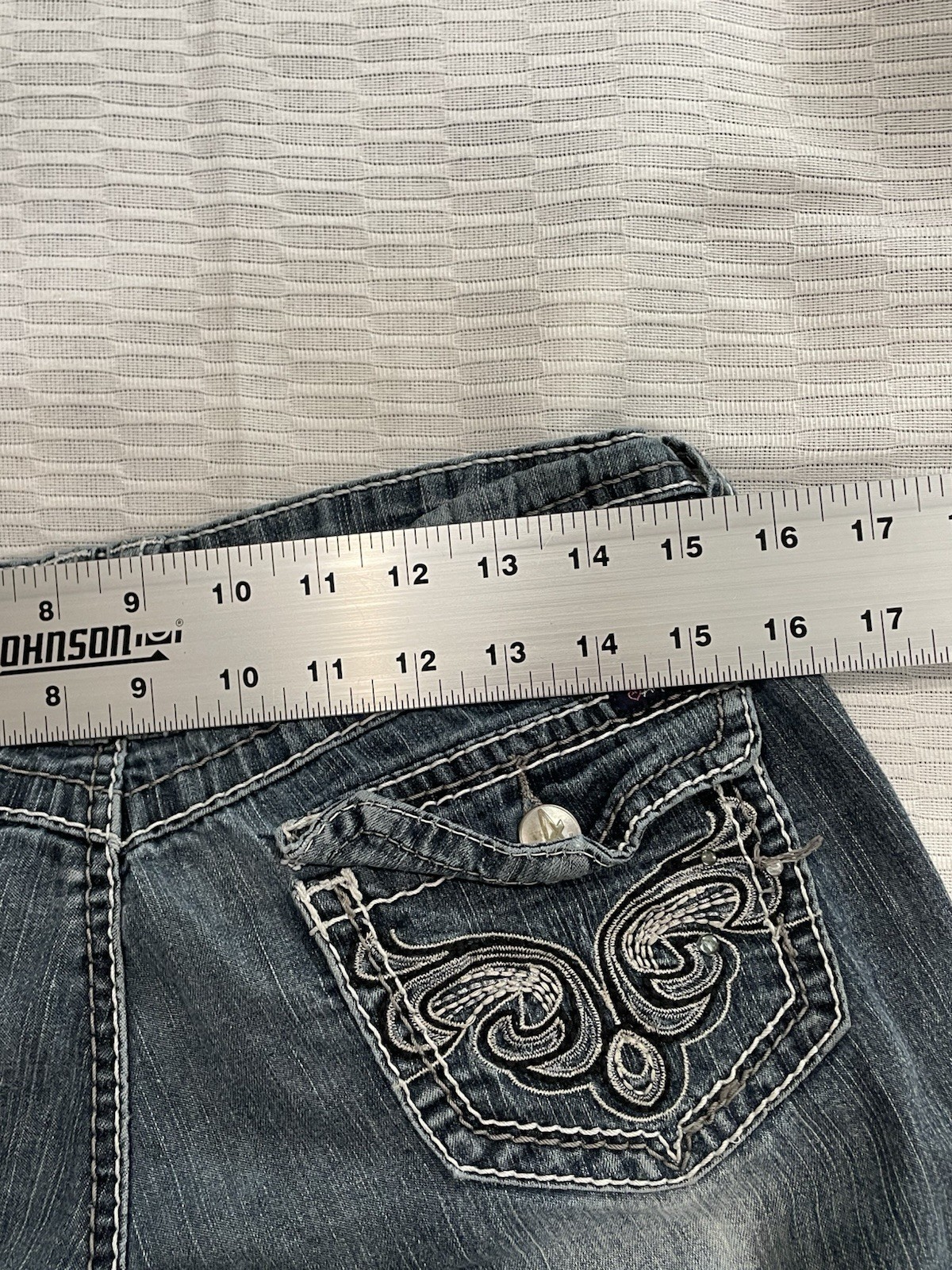 Angels Womens Size 11 Custom Cut Off Denim Shorts Frayed Raw Hem Blue Jeans W31