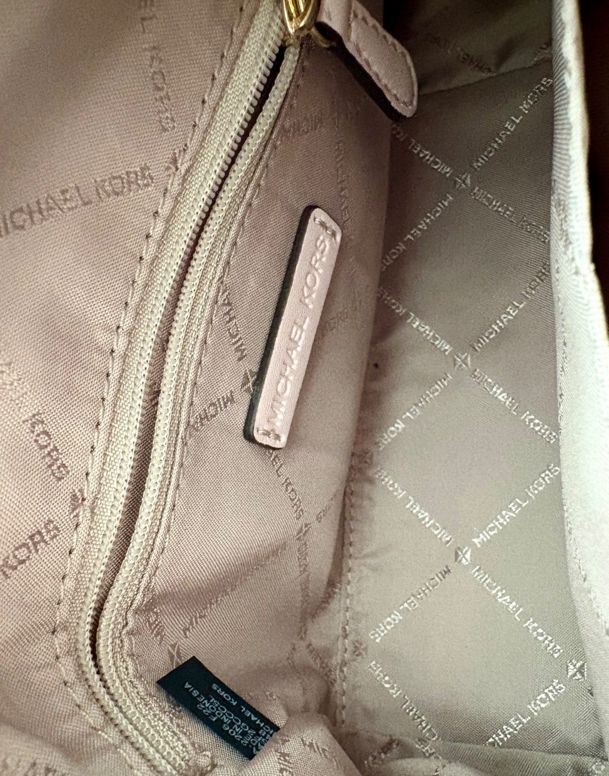 NWT Michael Kors Carine Top Zip Satchel Shoulder Mini Crossbody Bag Powder Blush