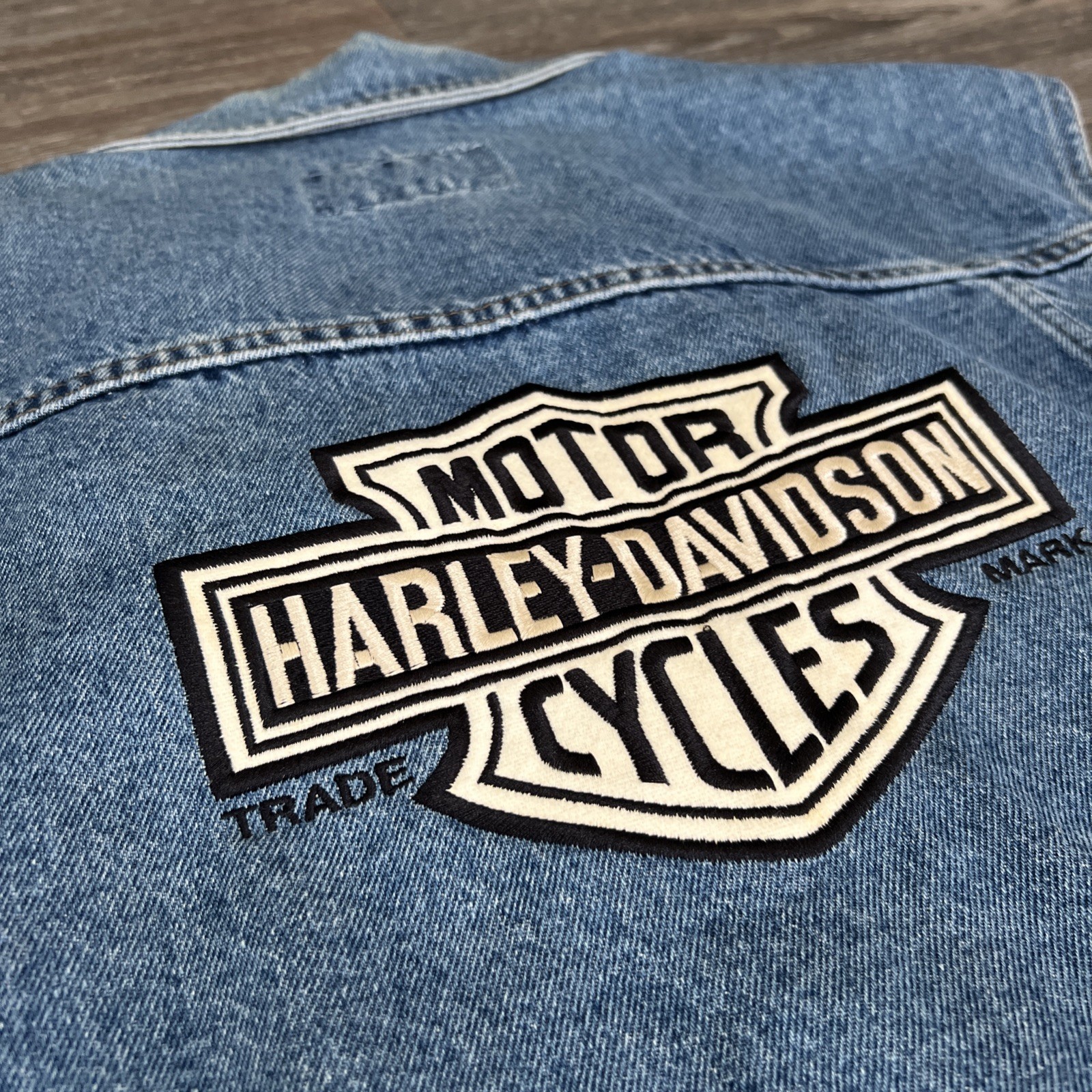 Harley Davidson Denim Vest Blue Wash Bar & Shield Mens Size M