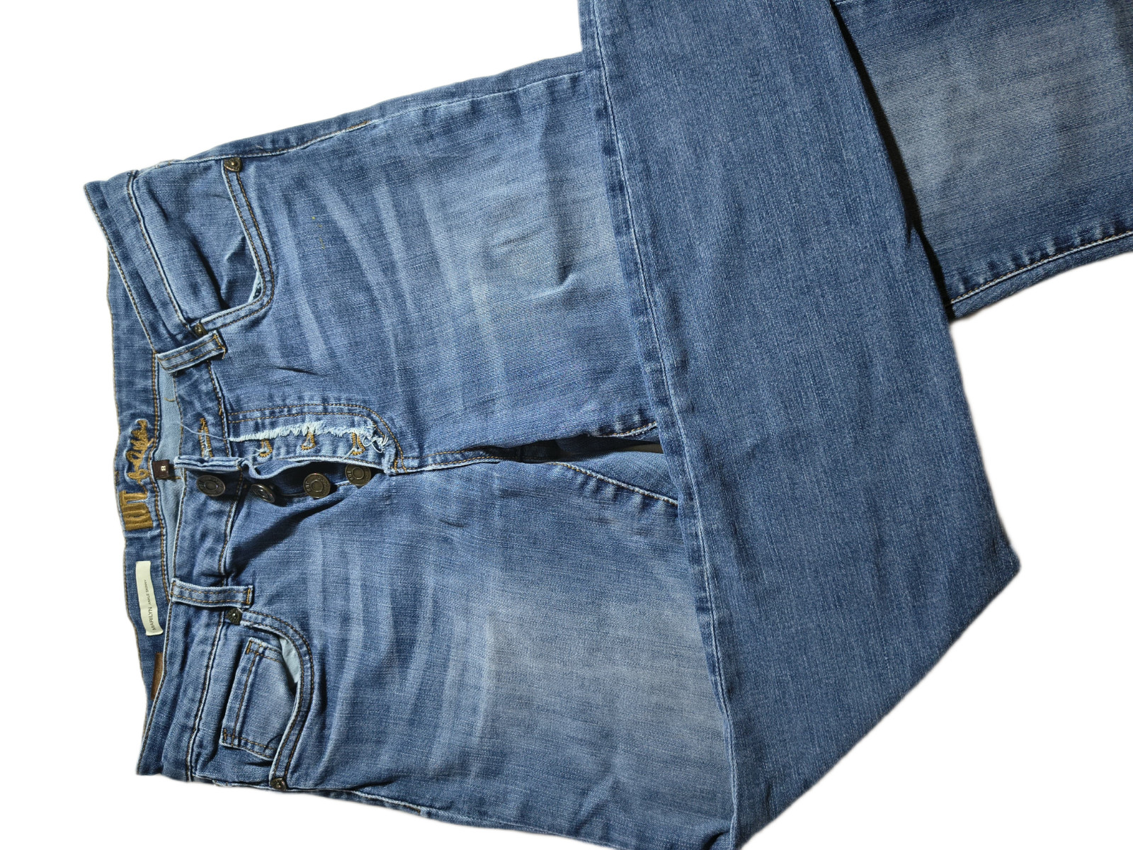 KUT from the Kloth Marilyn Ankle Light Wash Frayed Hem 3Button Fly JNF13/06/26/A