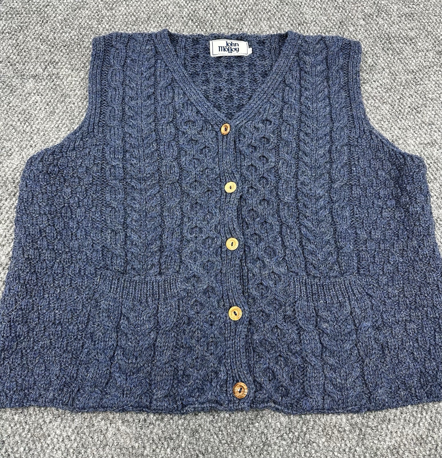 Vintage John Molloy Donegal Ireland Mens Large 100% Wool Cable Knit Sweater Vest