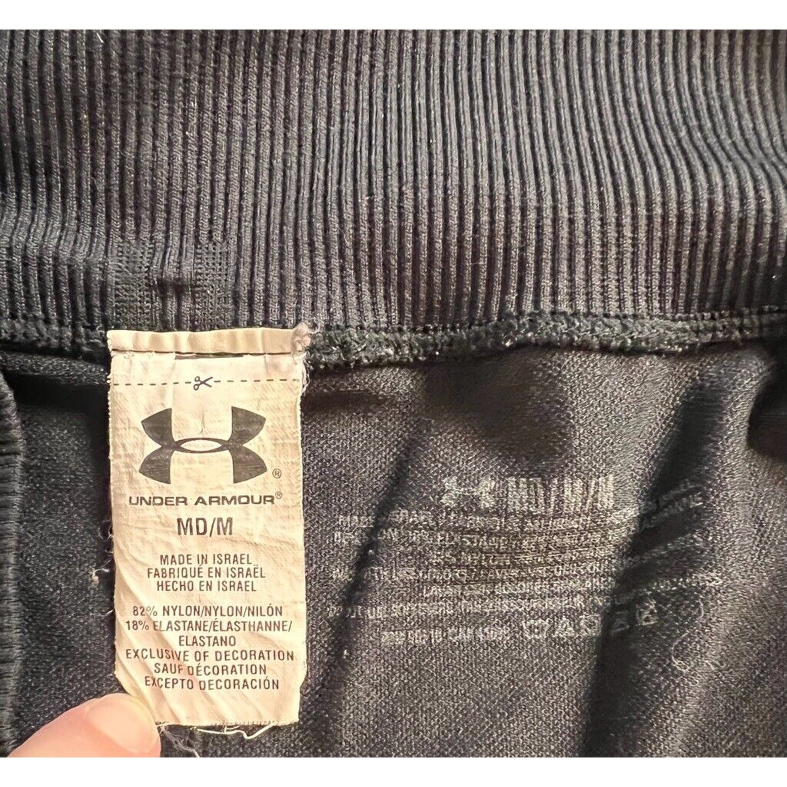 Under Armour Womens Leggings Pants Black Mid Rise Yoga Waistband Workout MEDIUM