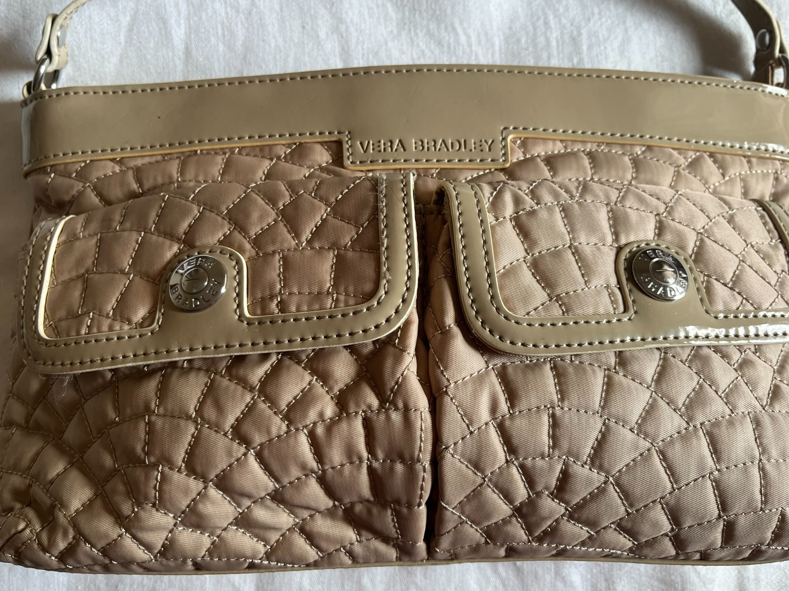Vera Bradley Quilted Lt Tan Quilted Poly Crossbody Purse Patent Straps Accents