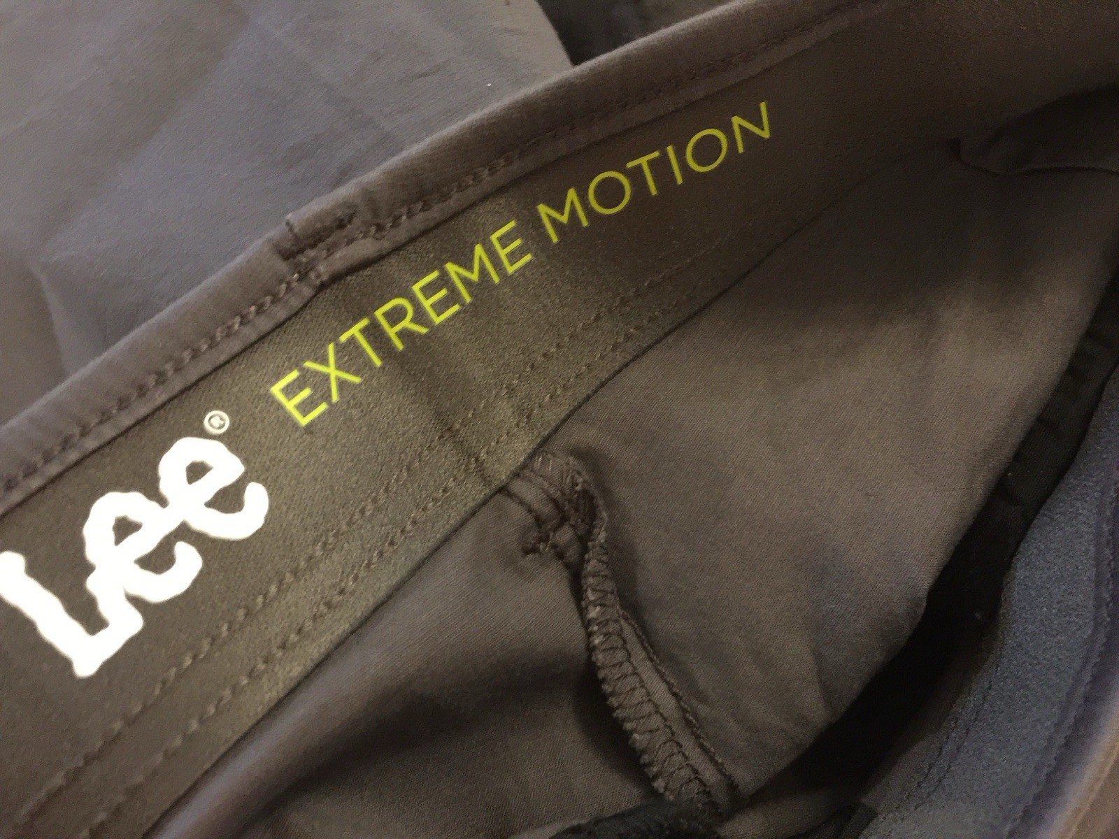 NWT Men Lee 98% Cotton 2% Elastane Short SZ 36 Extreme Motion Charcoal 104183503