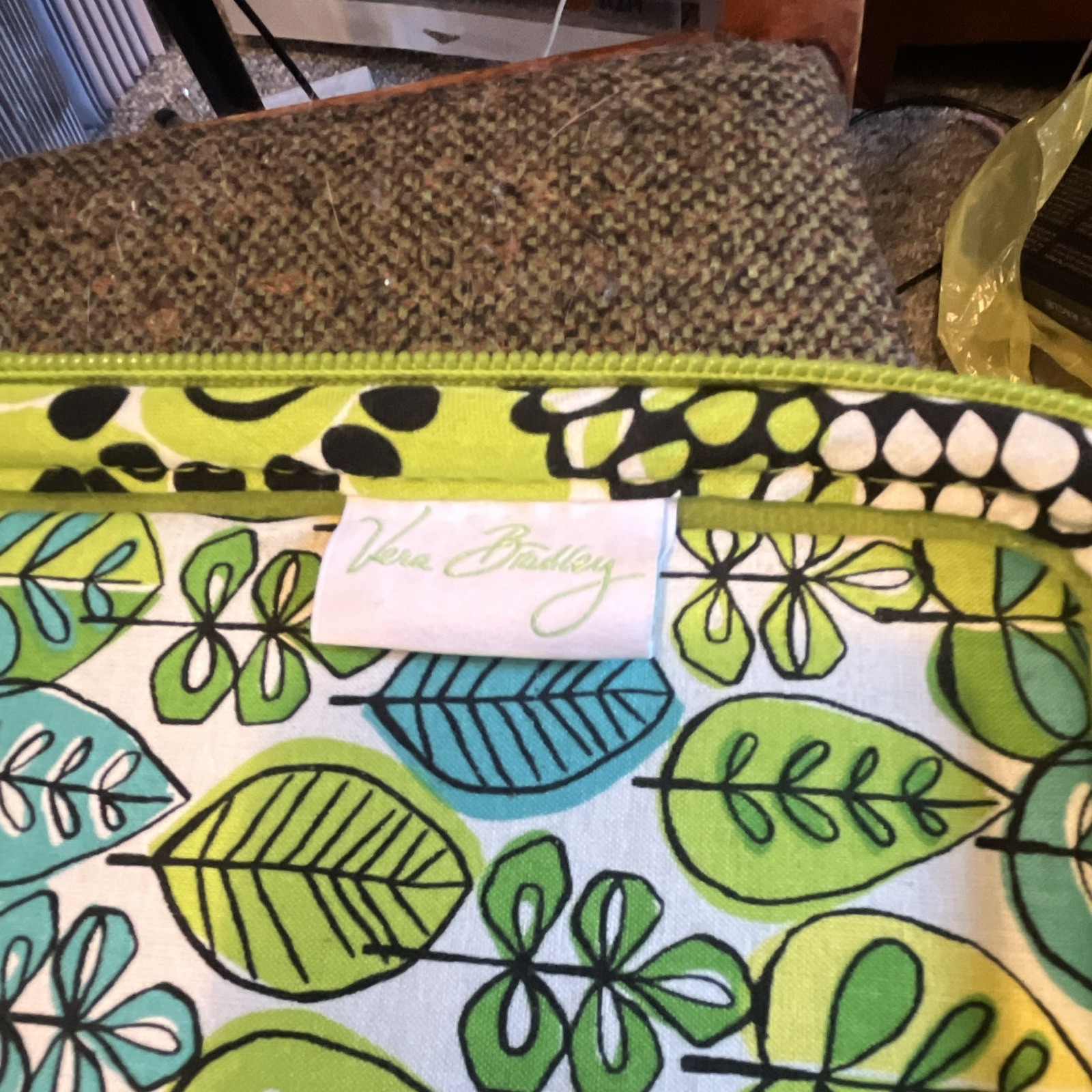 Vera Bradley Green Blue Floral Quilted Crossbody Bag Zip Detachable Strap