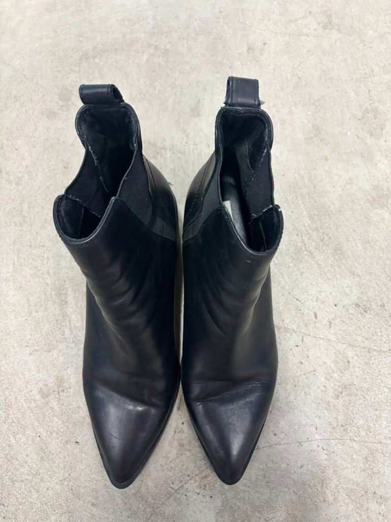 Steve Madden Women Black Leather Pointed Toe Chelsea Ankle Boots Size 10.5 (A1)
