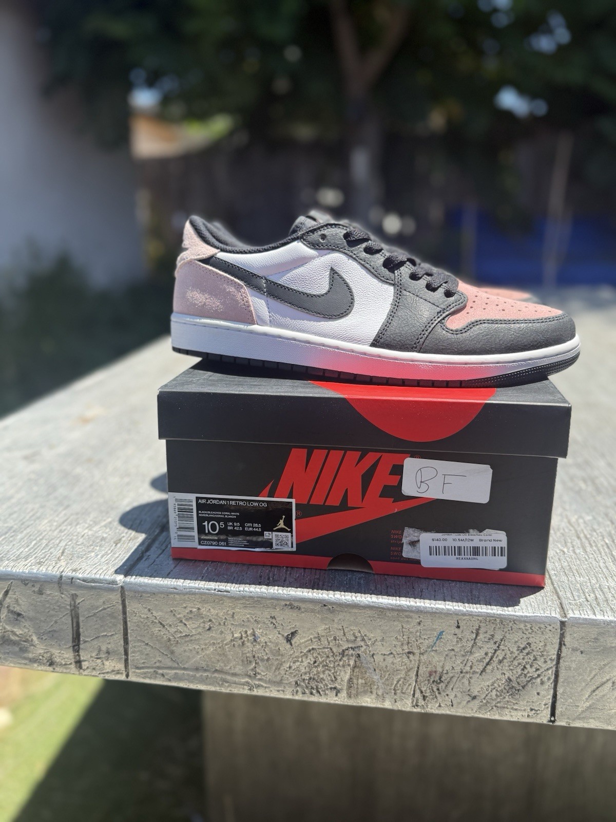 Jordan 1 Low Bleached Coral Size 10.5m