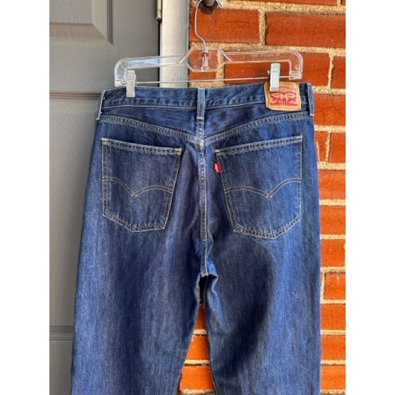 Levi’s Women’s Low Pro Straight Size 31 Dark Wash Blue Jeans Classic