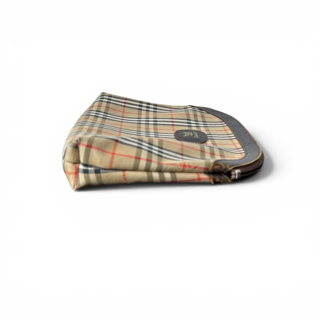 Burberry Nova Check Clutch Beige Leather 6.7×9.1×2 inches Used