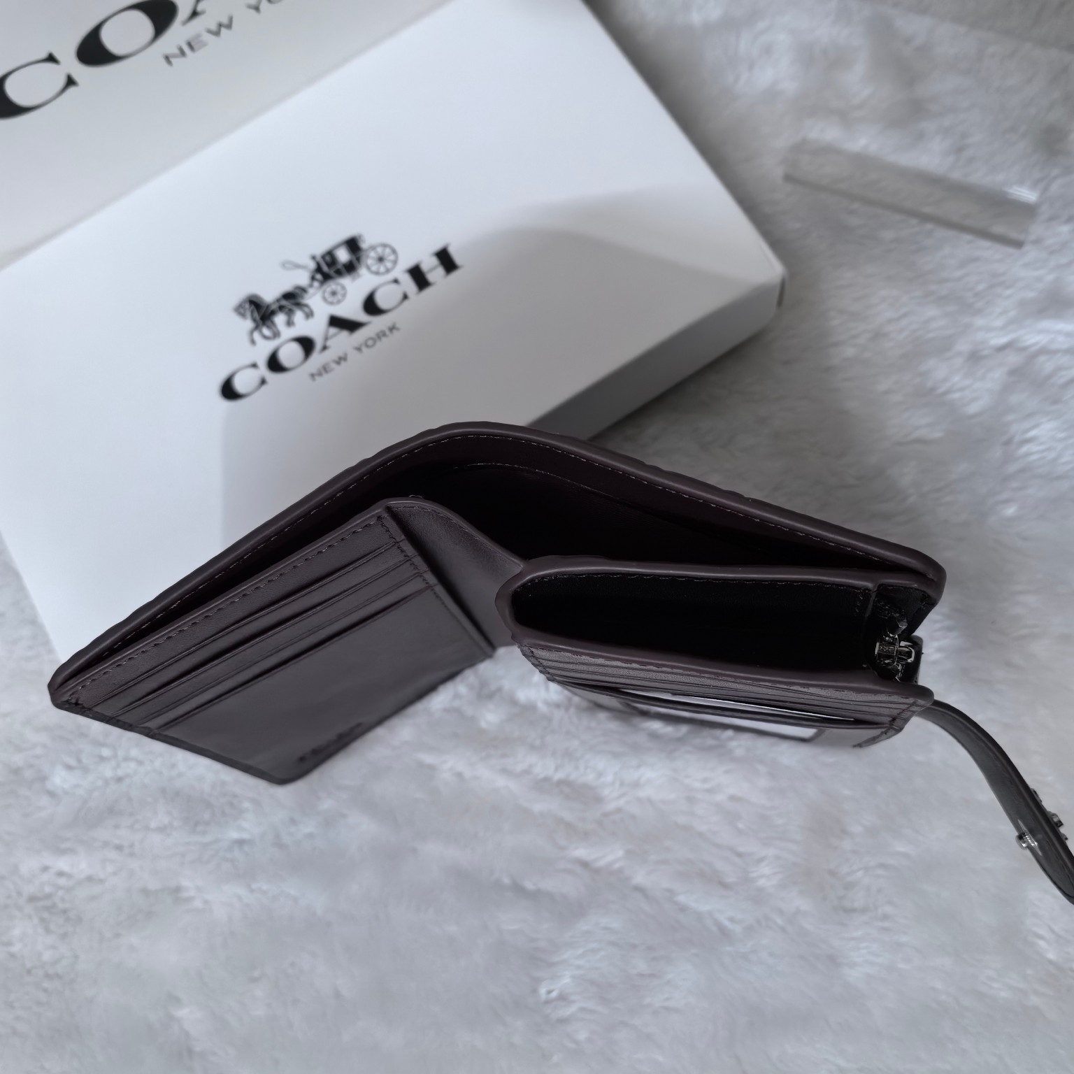 COACH Medium Corner Zip Wallet With Signature CM241 Black outlet New With Box