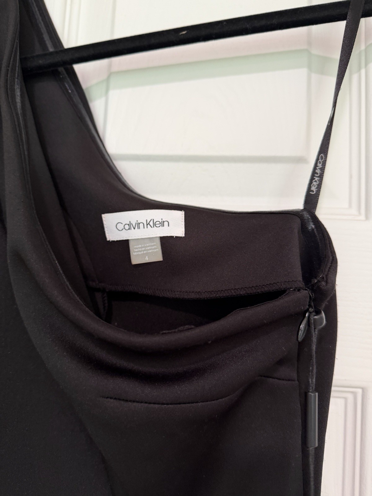 Calvin Klein Black One-Shoulder Sheath Dress Size 4 Knee-Length Satin Draped Zip
