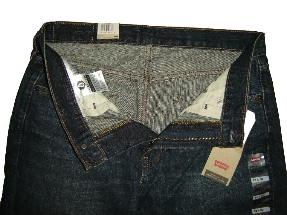 NWT Levi’s 527 jeans 32 x 32 Slim Boot Cut Retail $80 Style # 05527-4257