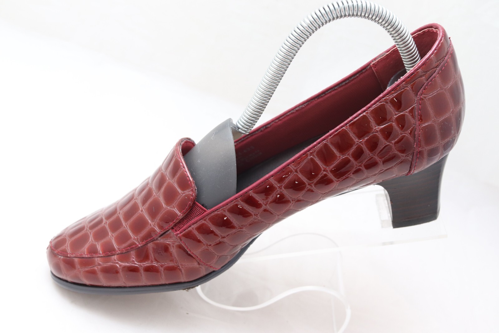 TROTTERS Women’s Size 9M Croc Print Patent Leather Slip On Pumps T1274