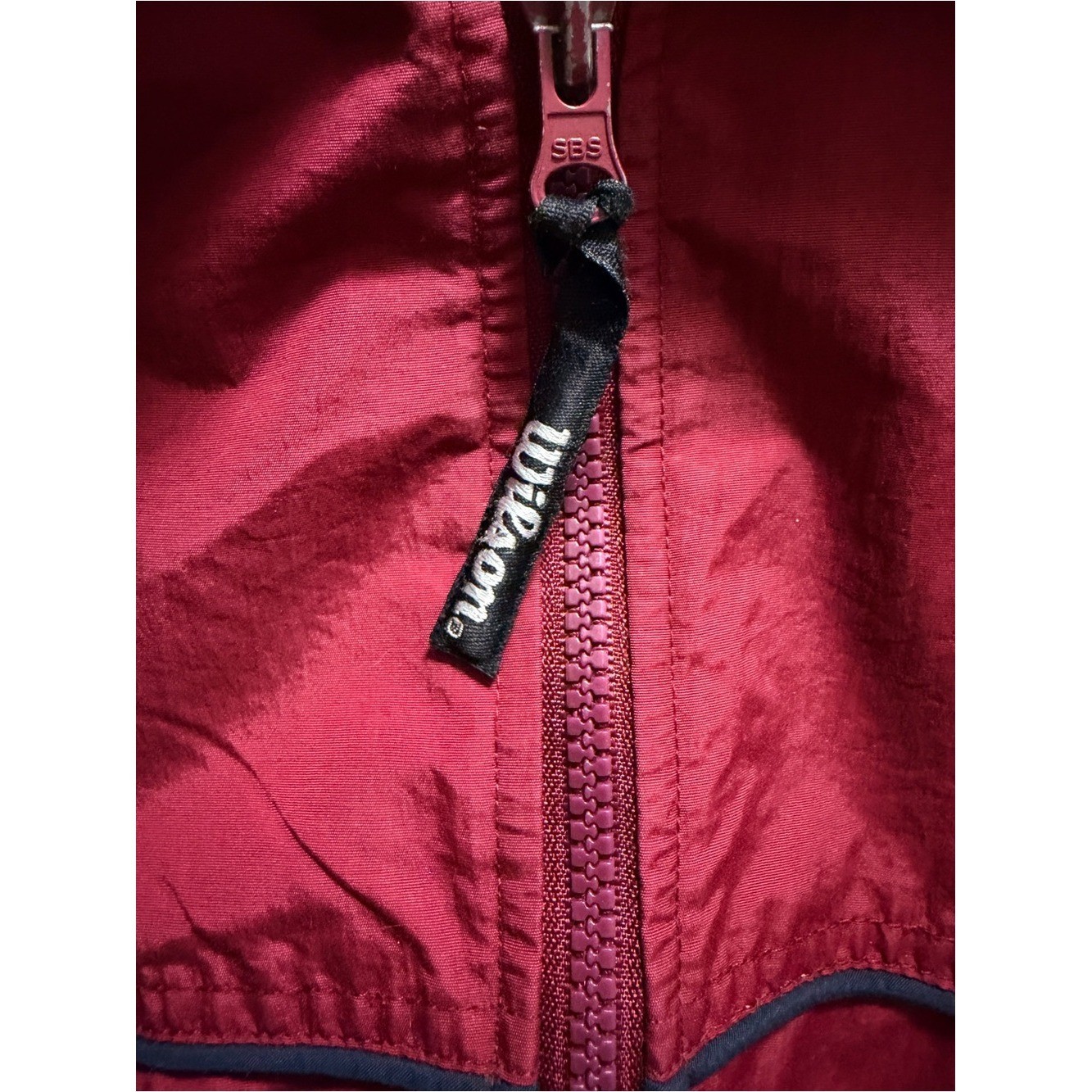 Wilson Y2K Maroon/Red Hooded Jacket with Packable Hood SZ XL