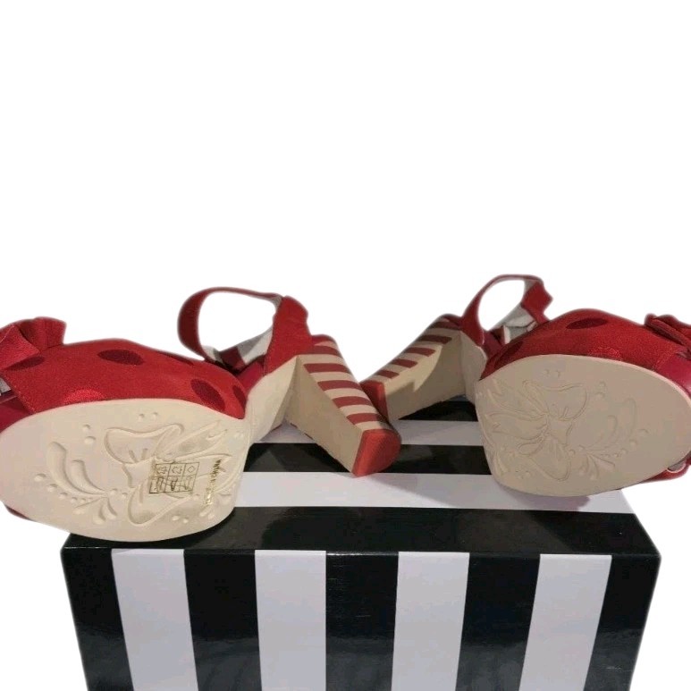 Lola Ramona “Angie” Red Suede Platform Sandals-US 10/41