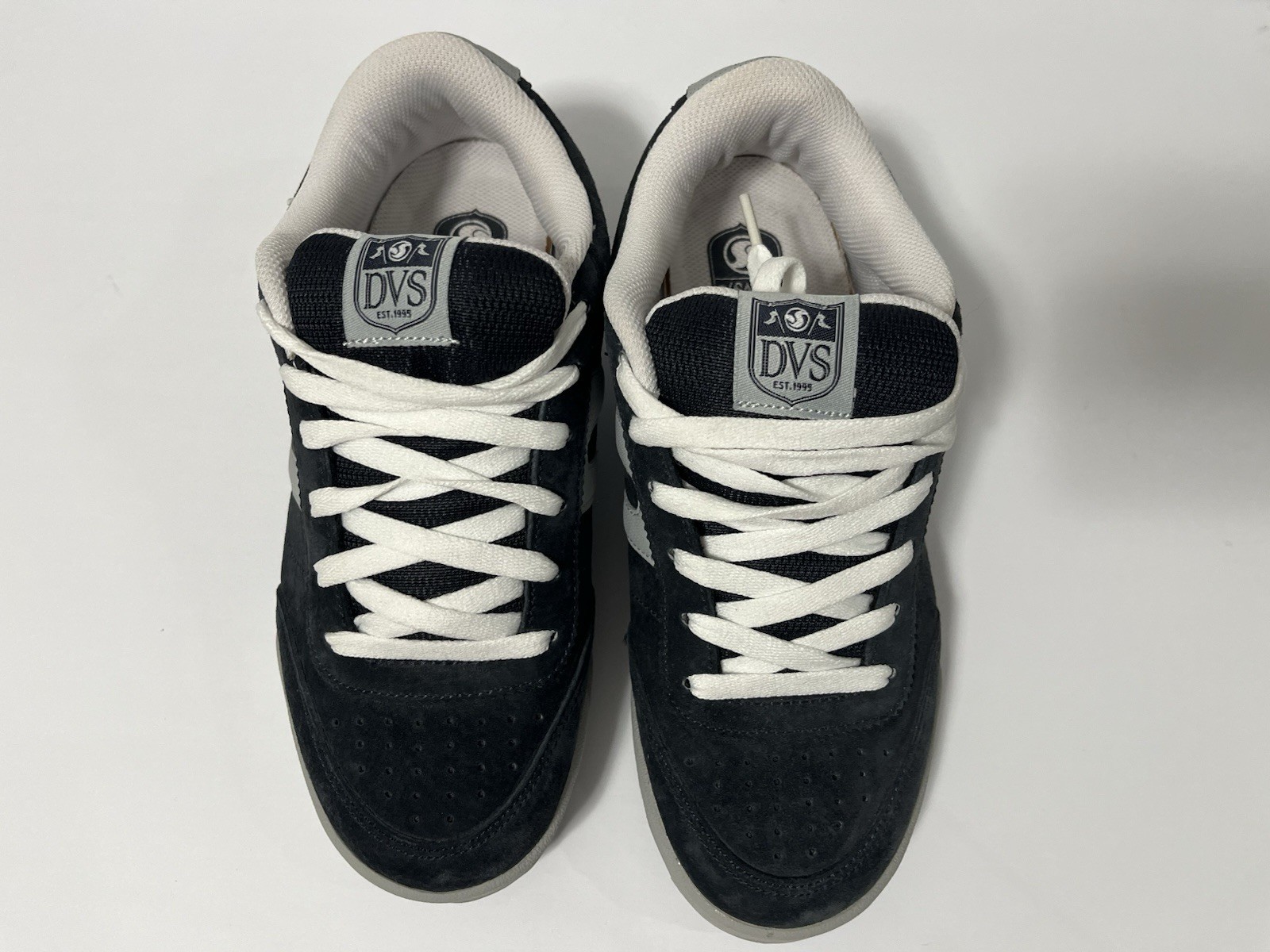 DVS Shoe Company Dresden Size 6 Black  Vintage Puffy Skate Shoes Y2K