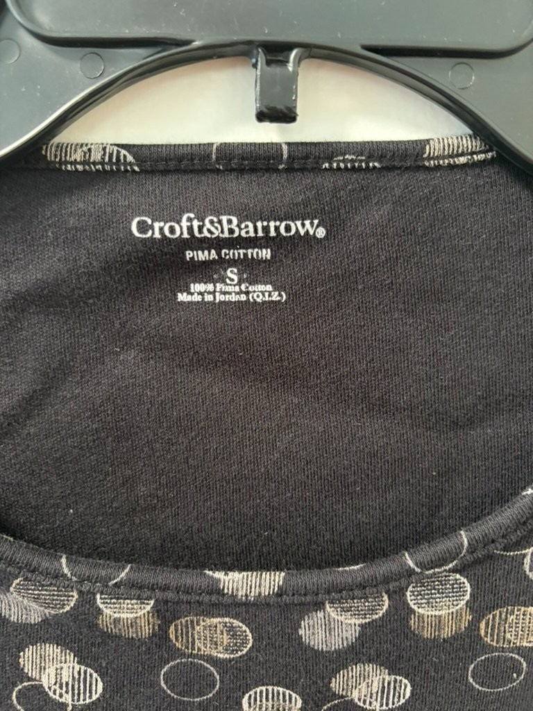 Croft & Barrow Womens S Black T-Shirt Crew Neckline Cotton Sleeve Short Print