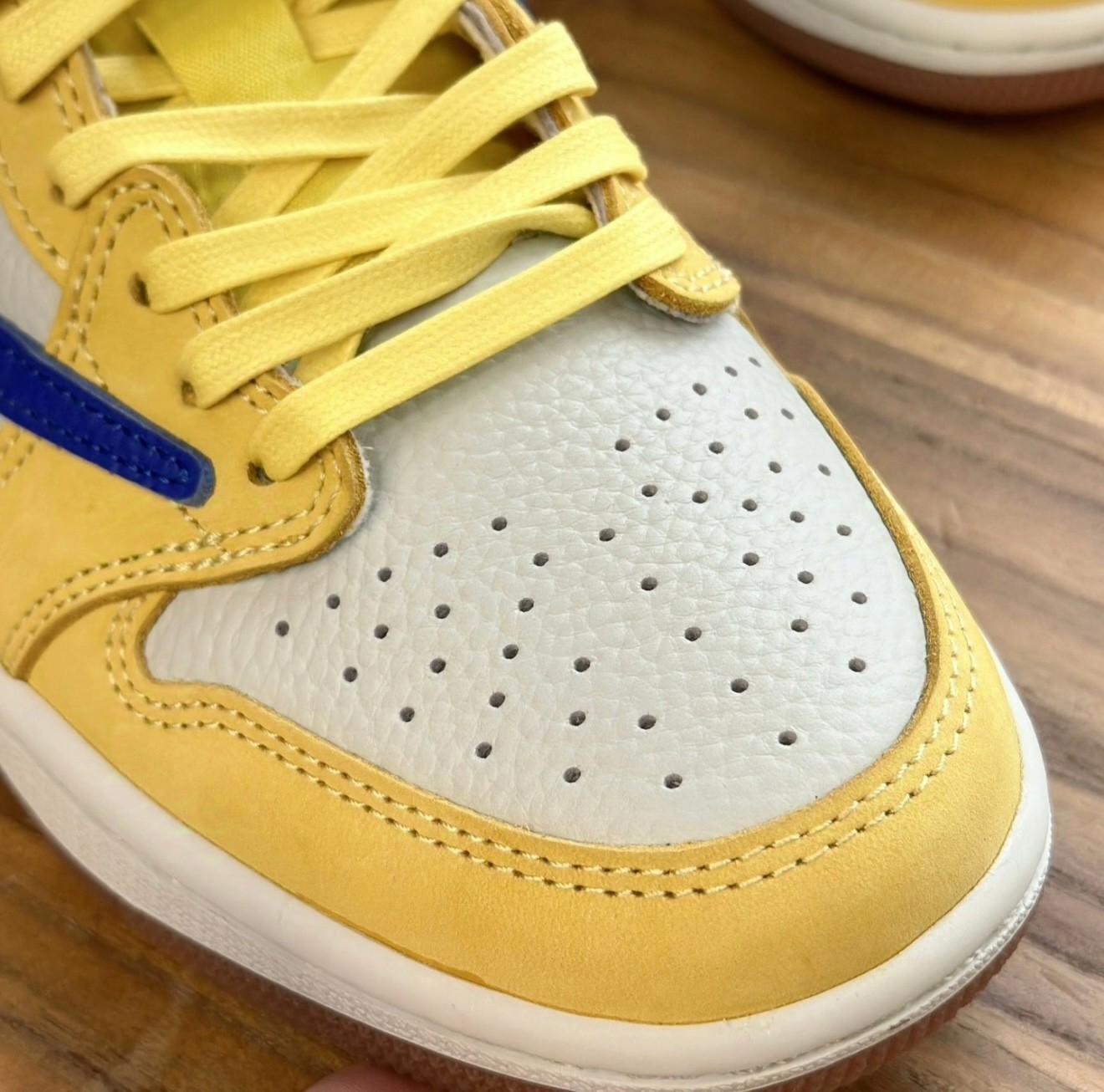 US Size 7-13 Tracis Scott x Jordan 1 Low OG “Canary Yellow” Men’s Sneakers