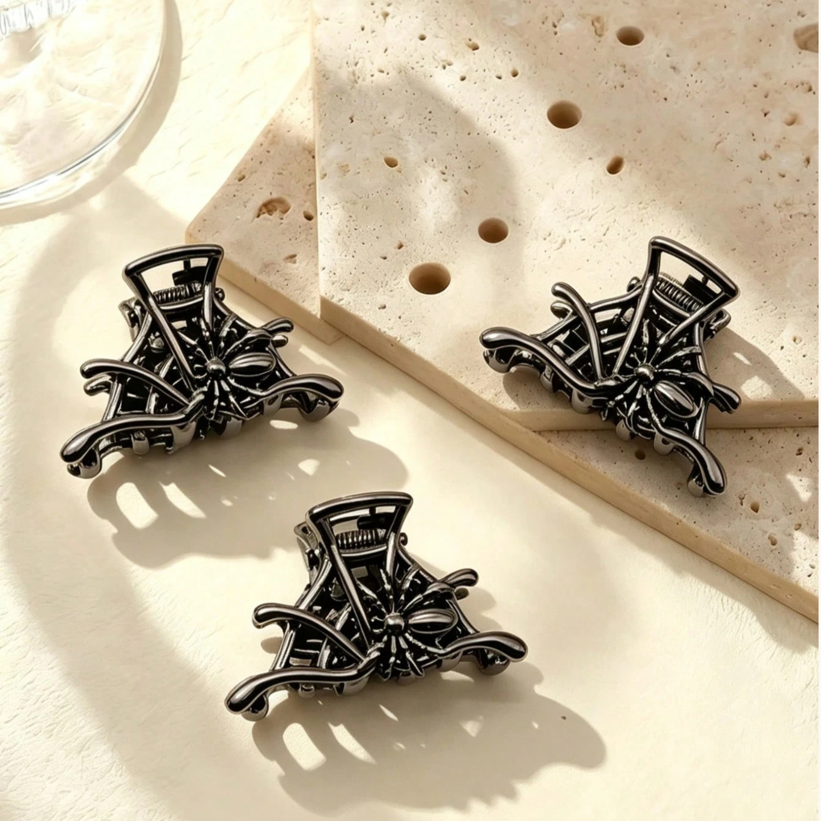 3pcs Metal Gothic Hair Clips Skeleton Hand Skull Spider Halloween Claw Clips US