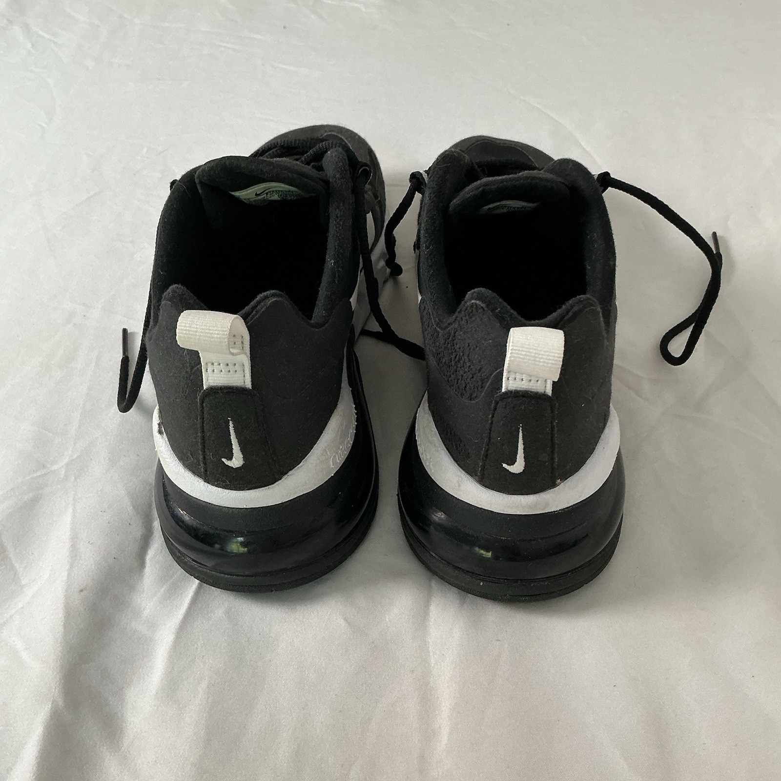Nike Air Max 270 React Black White Athletic Running Shoes Womens Size 8