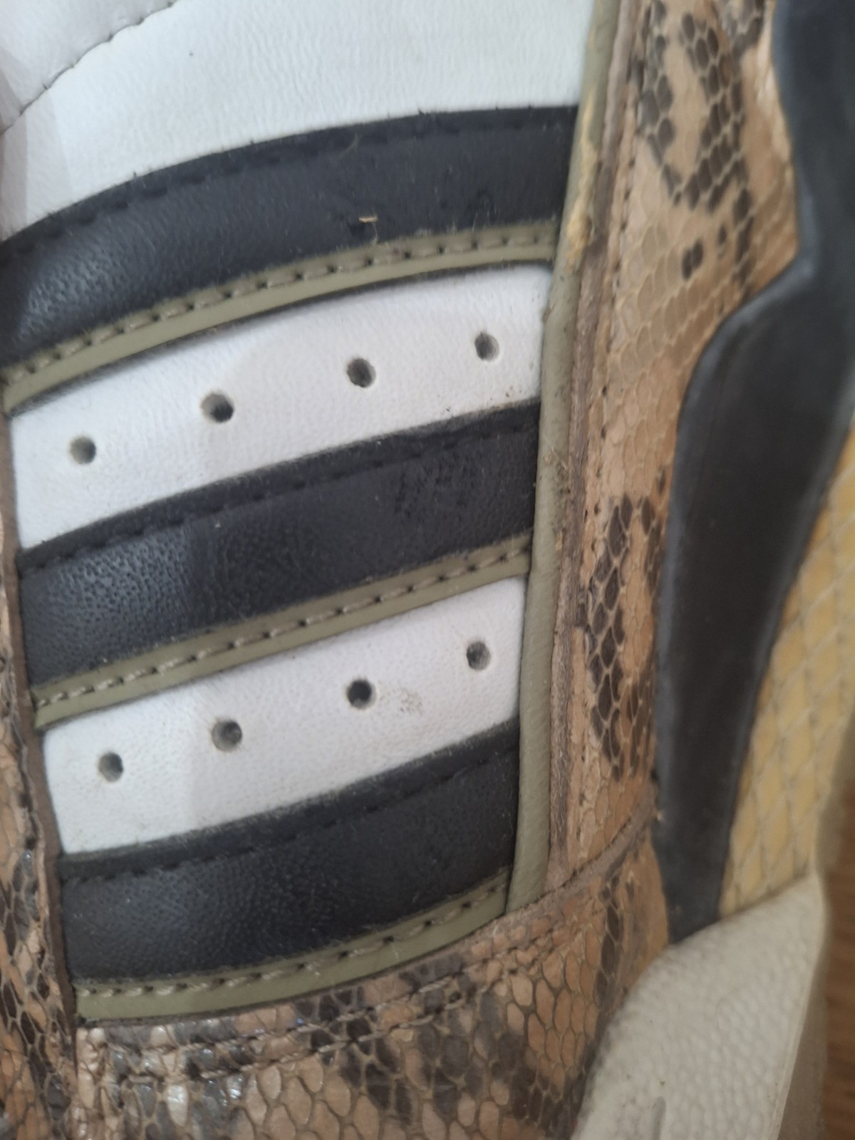 Rare Vintage Adidas Original Model Fleetwood Snakeskin Years 2004 – Size 43 1/3