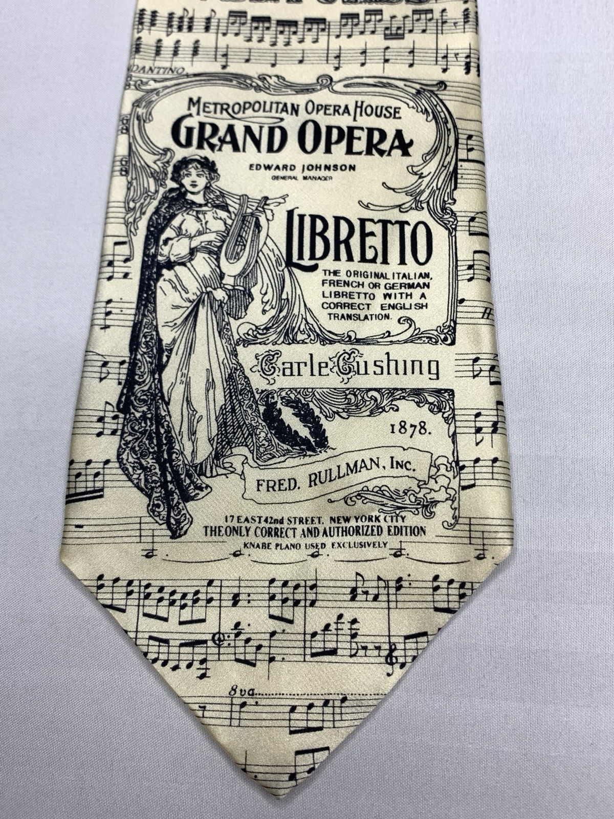 Vintage Museum Artifacts 100% Silk Hand Made Neck Tie P118