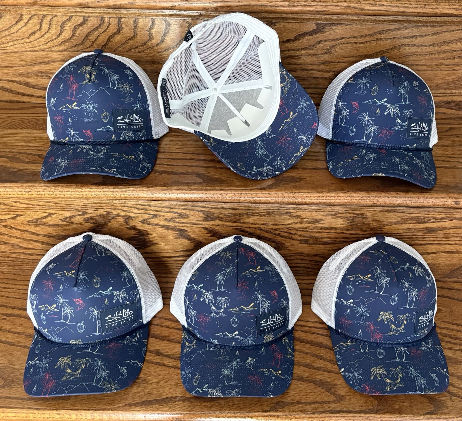 NWT Navy Print Salt Life Brand SnapBack Trucker Hat