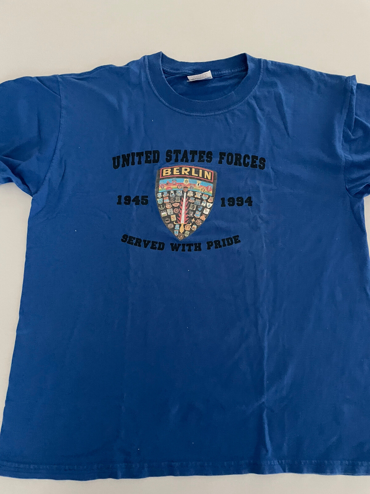 United States Forces Berlin Served with Pride Short Sleeve T Shirt Blue L 1123a
