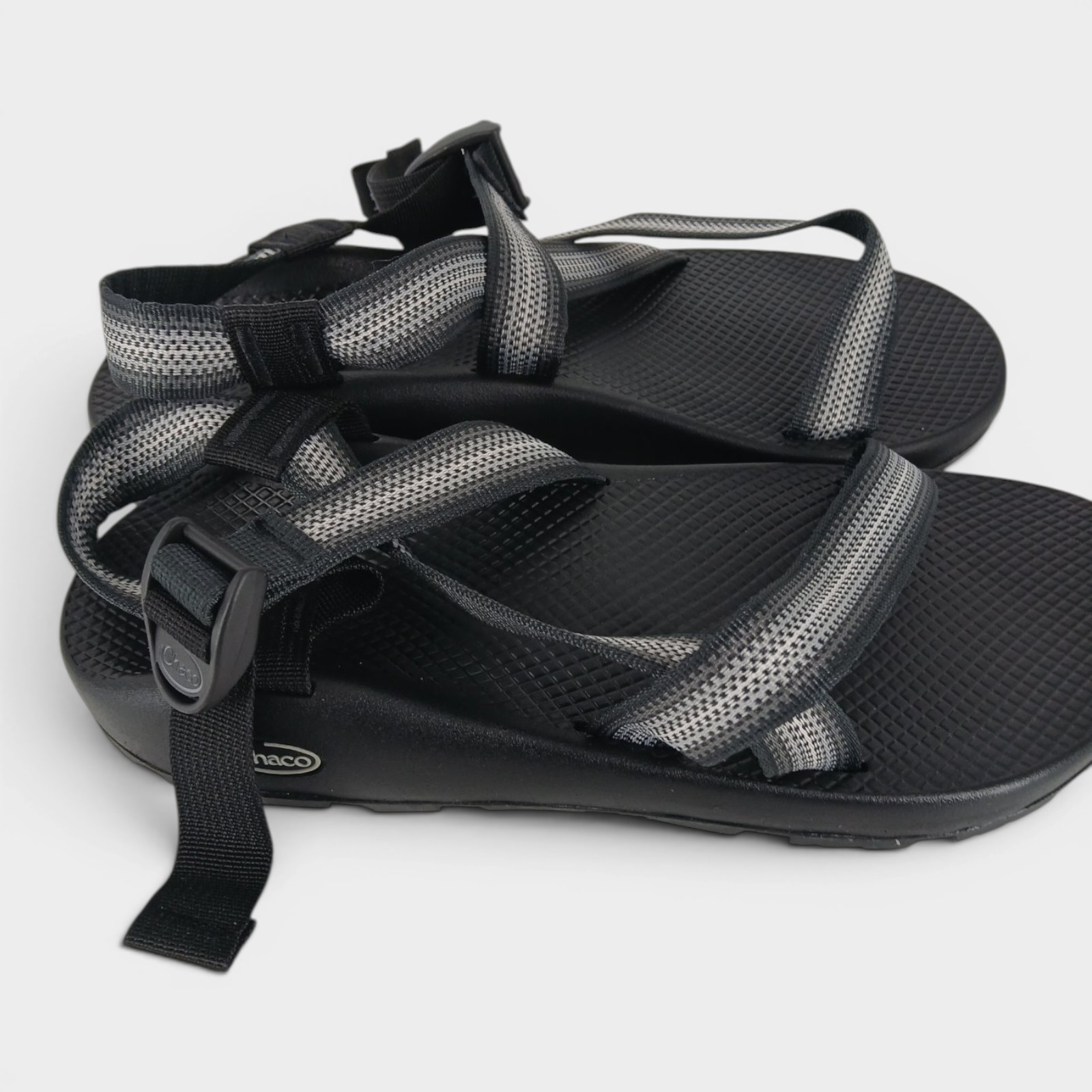 Chaco Men’s Classic Hiking Trail Sandals Size 12