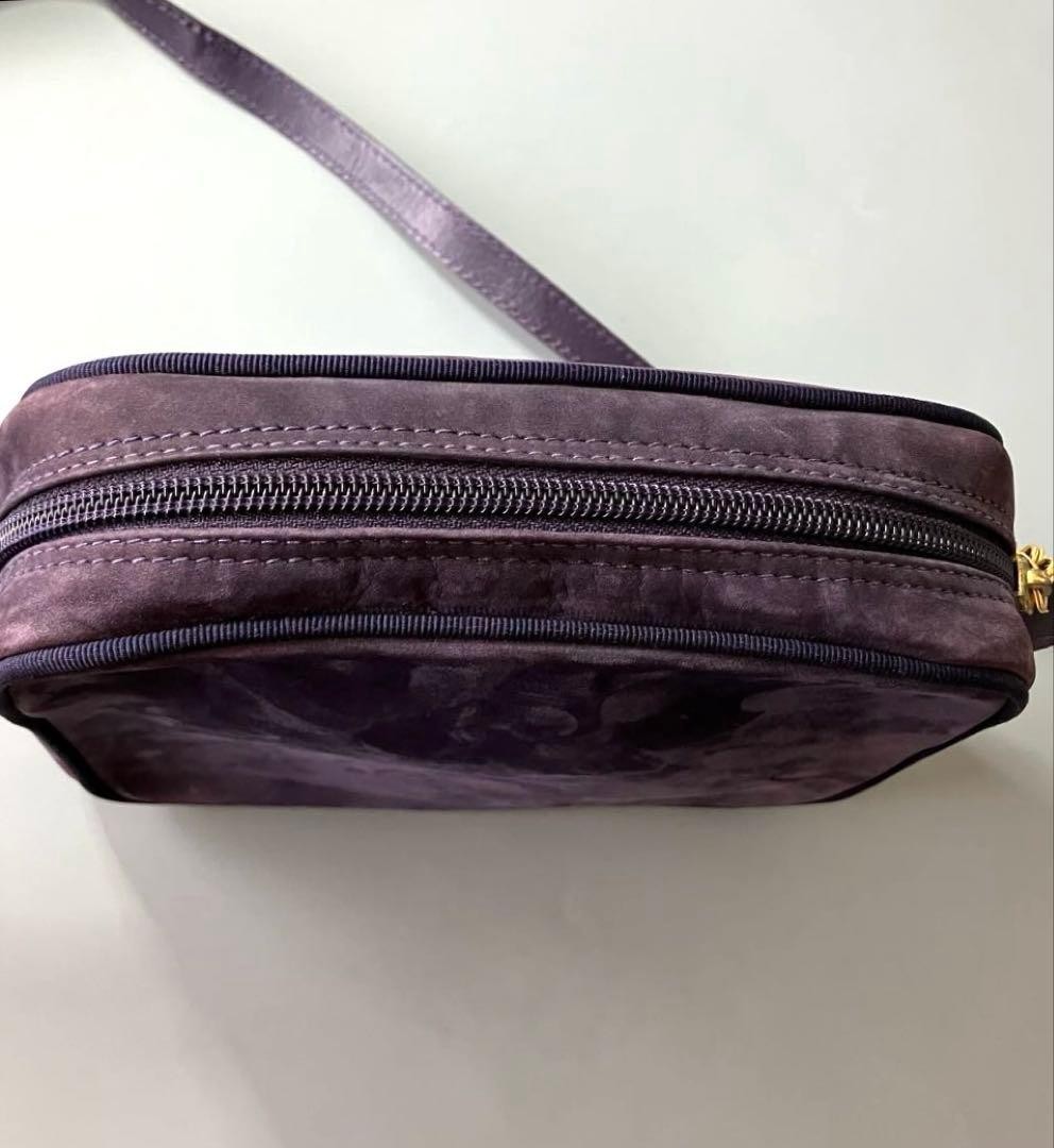 Ferragamo Vara Suede Leather Shoulder Bag 6.3×7.9×2.8in Used