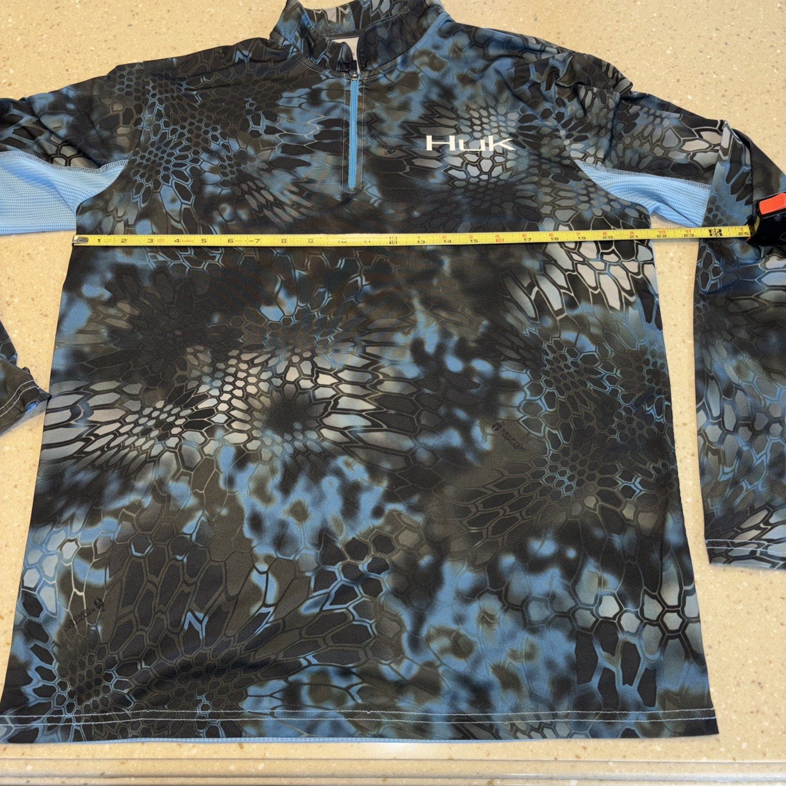 HUK Fishing Pullover Mens Medium Kryptek Neptune 1/4 Zip Long Slv Camo Shirt 42”