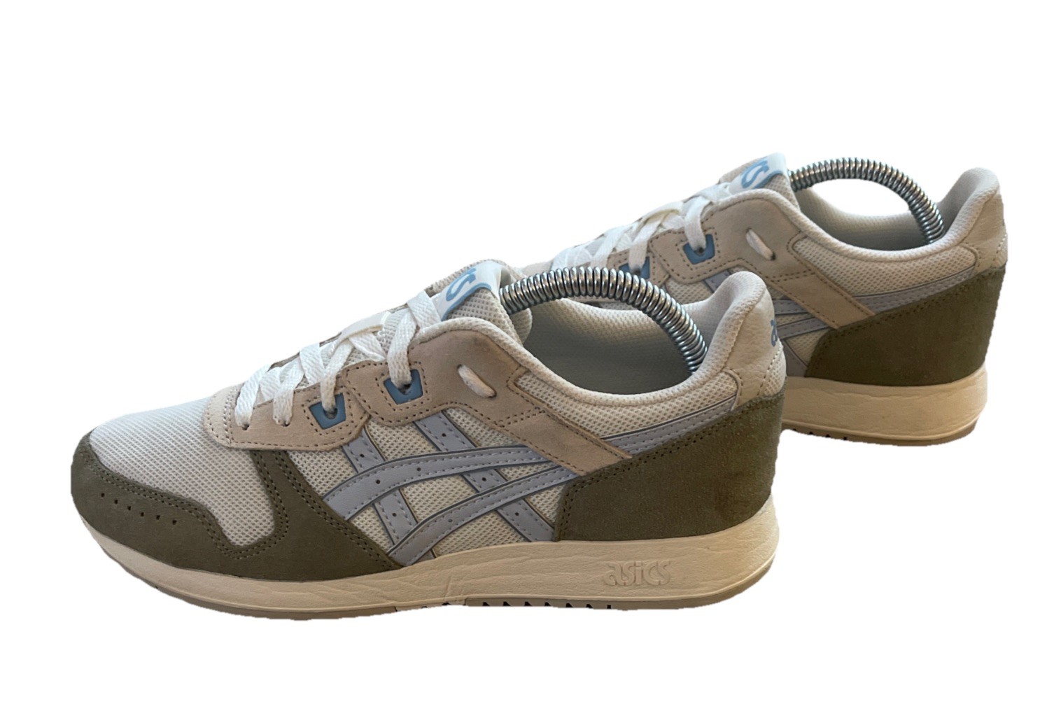 Asics Lyte Classic Cream/Soft Sky Shoes Sneakers Women’s Size 8.5 US Worn Once