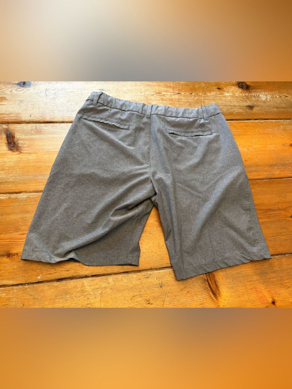 Hang Ten Men’s Heather Charcoal Shorts Size 36 Stretch Flat Front