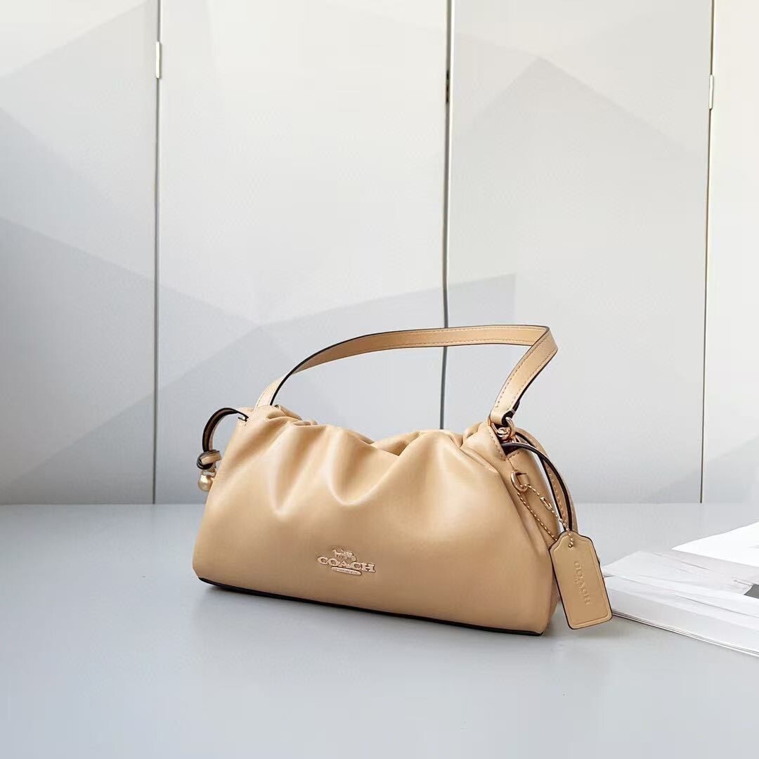 COACH Faye Shoulder Bag CV529 Outlet New Rushing Tan