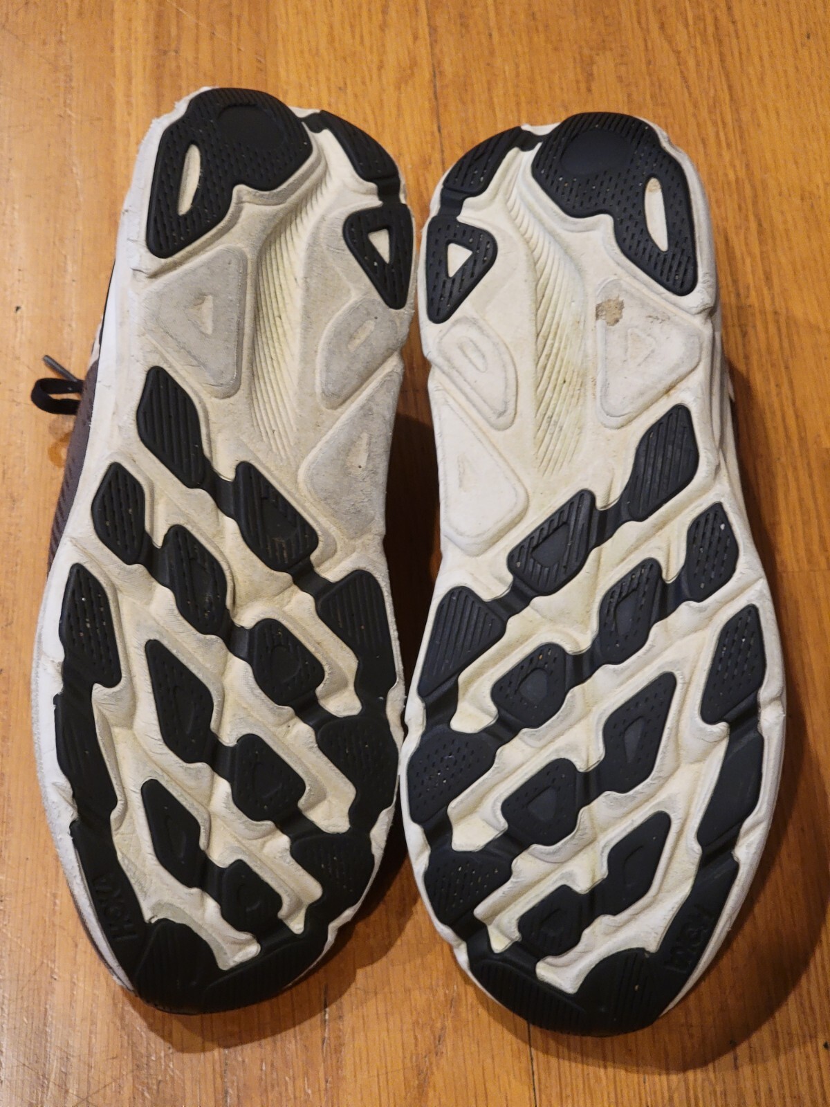 Hoka One One Mens Clifton 9 1127895 Black White Running Shoes Sz 12.5 No Insoles