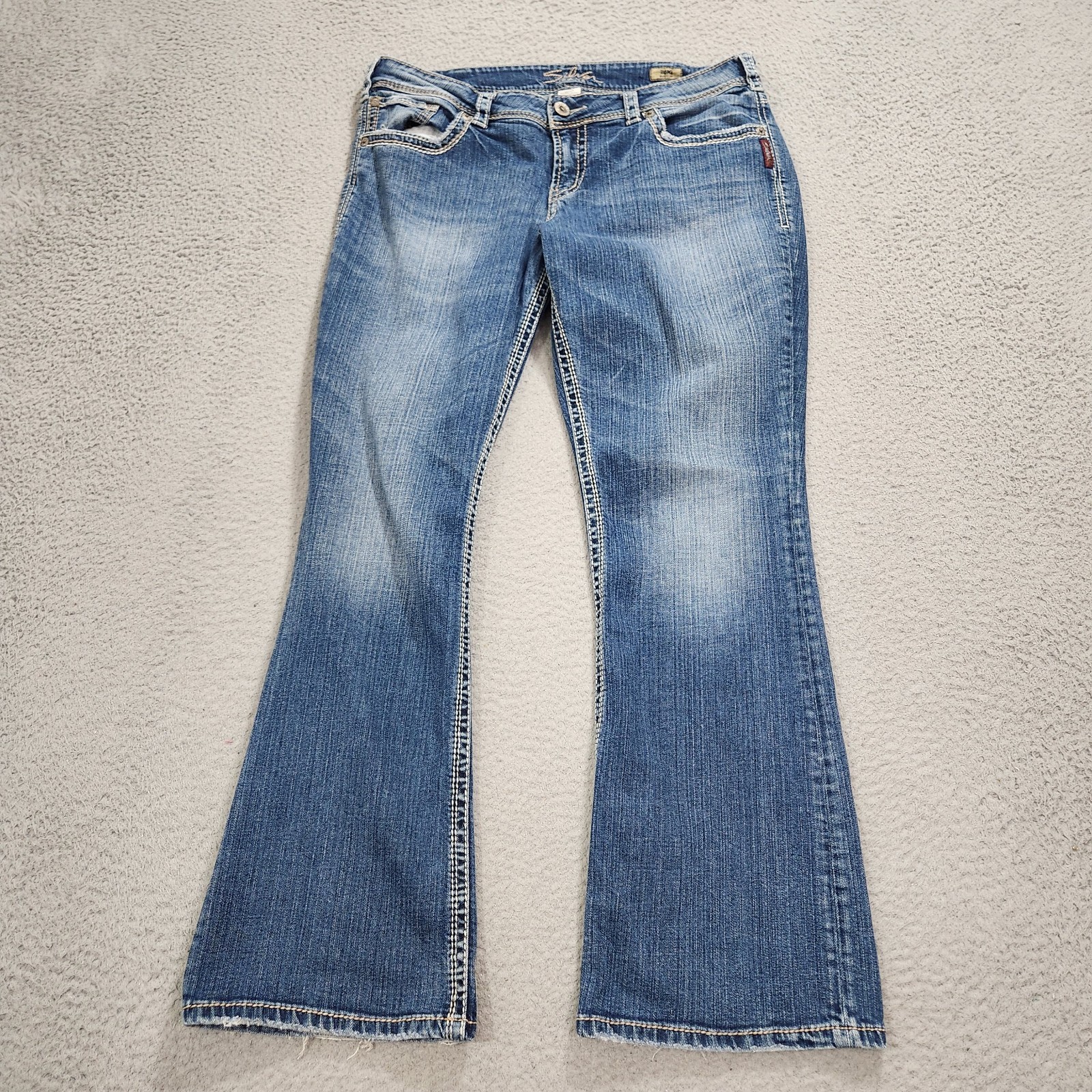 Silver Jeans Women Size 16 Blue Denim Suki Bootcut Light Wash Western Distressed