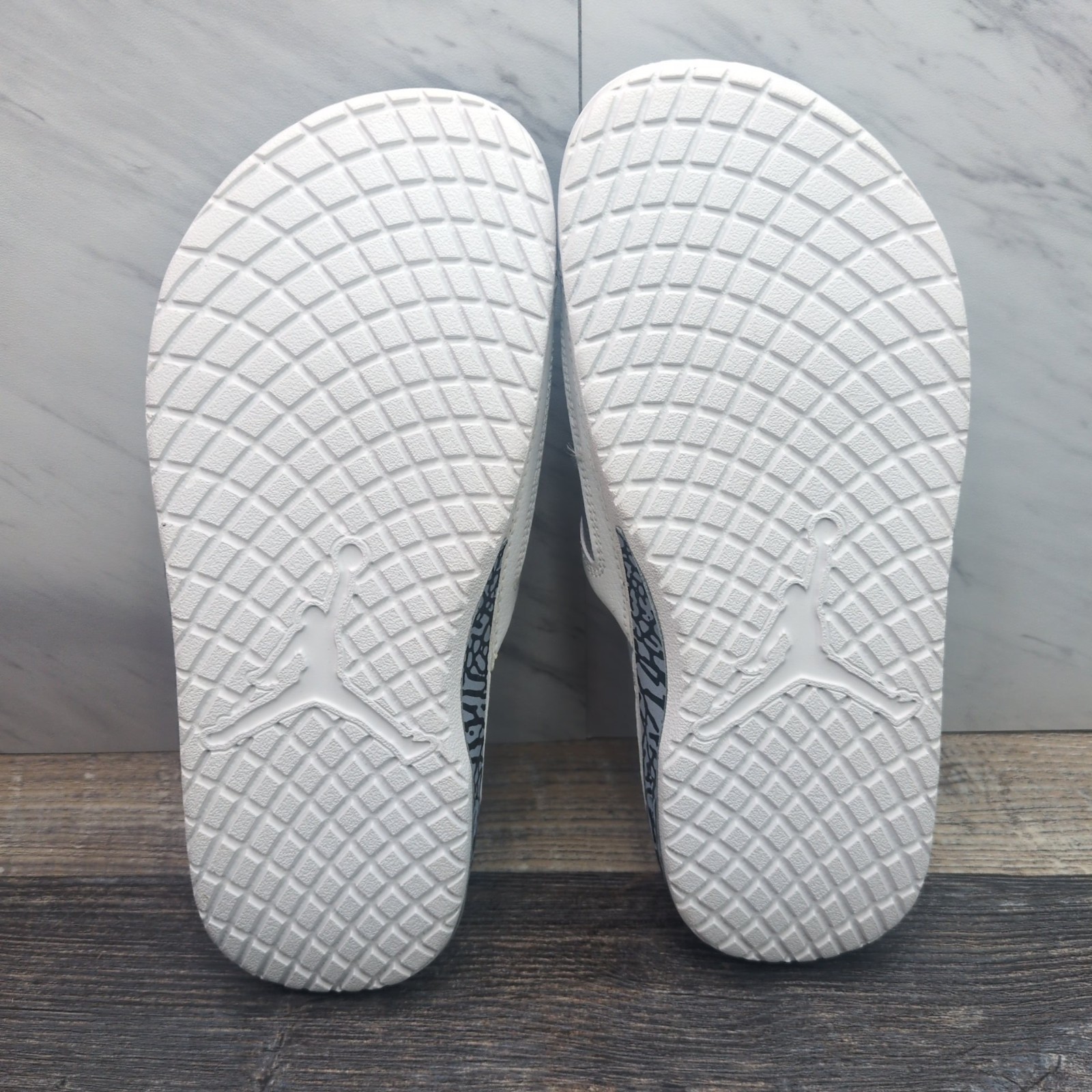 Air Jordan Hydro 3 Slides Summit White Cement Grey Men’s Size 8 854556-101