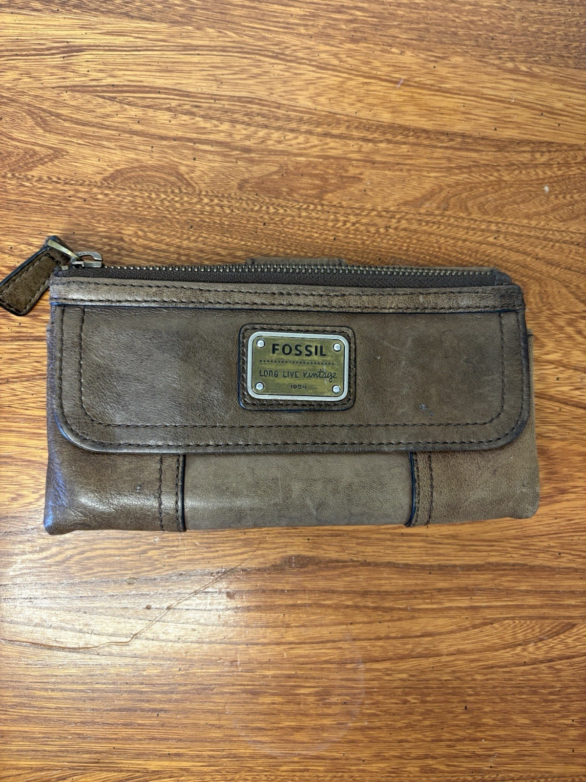 Fossil Brown Zip-Around Folding Wallet w/ ID Window & Credit Card Slots