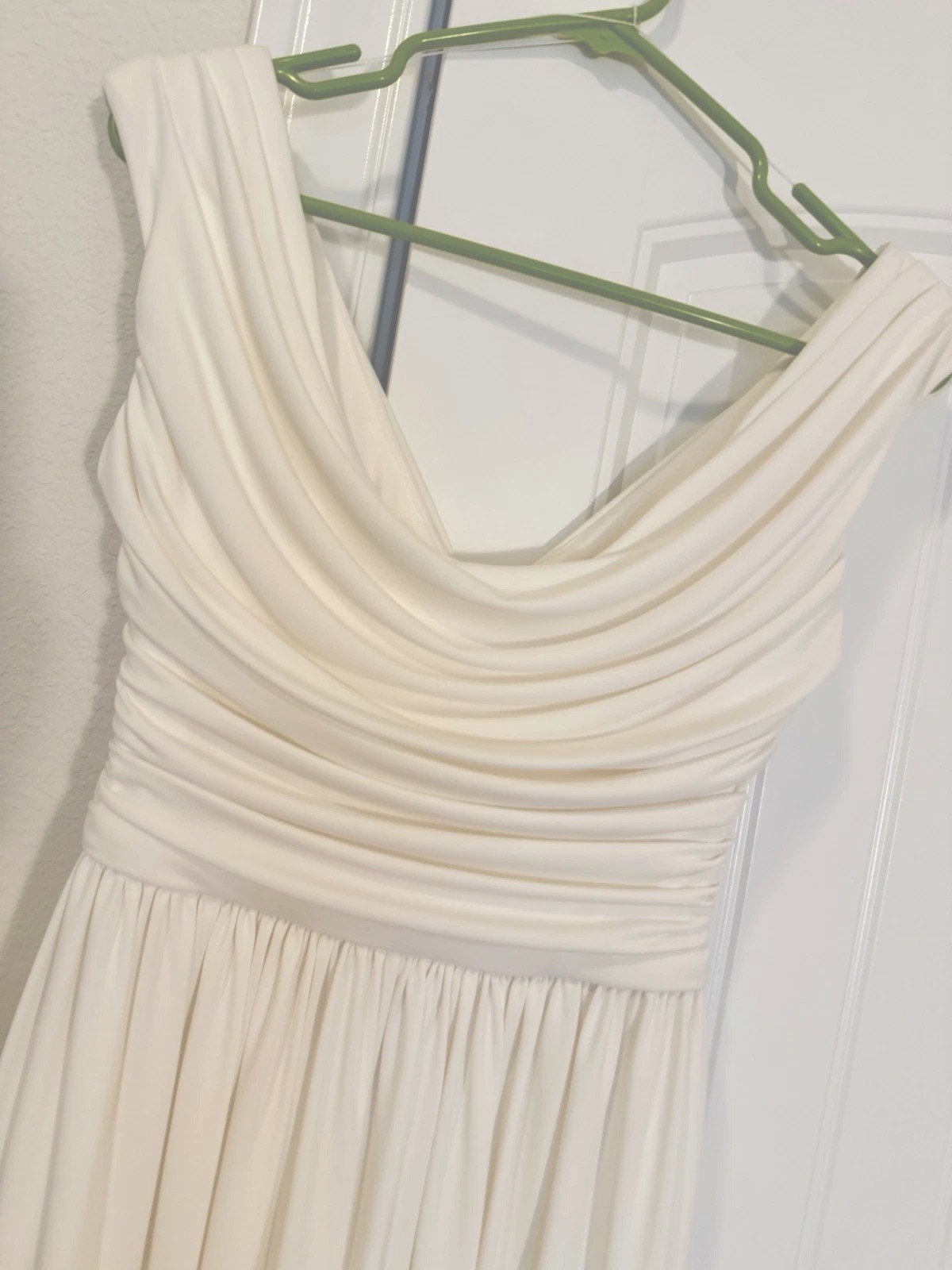 Maggy London White Off the Shoulder Dress Size 4 RN 58142