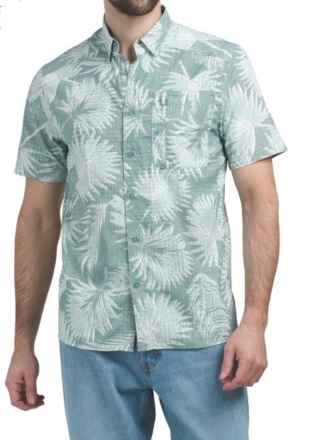 Medium NWT Men’s Under Armour Drift Tide Green Printed SS Button Front Shirt