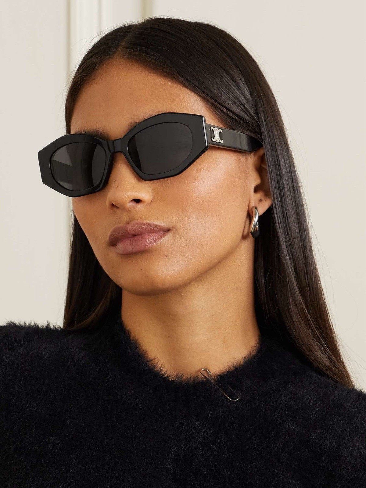 Celine CL40238U 01A Triomphe Oval Women Sunglasses Black Silver Grey AUTHENTIC