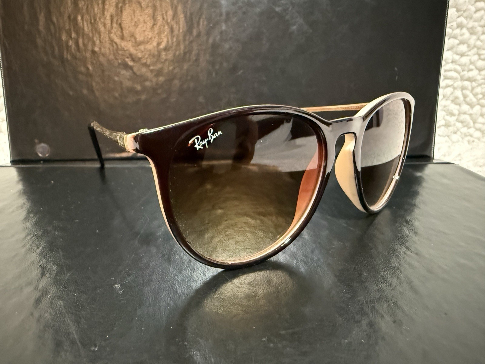 Ray Ban Erika Classic Brown Gradient Men’s Sunglasses – RB4171